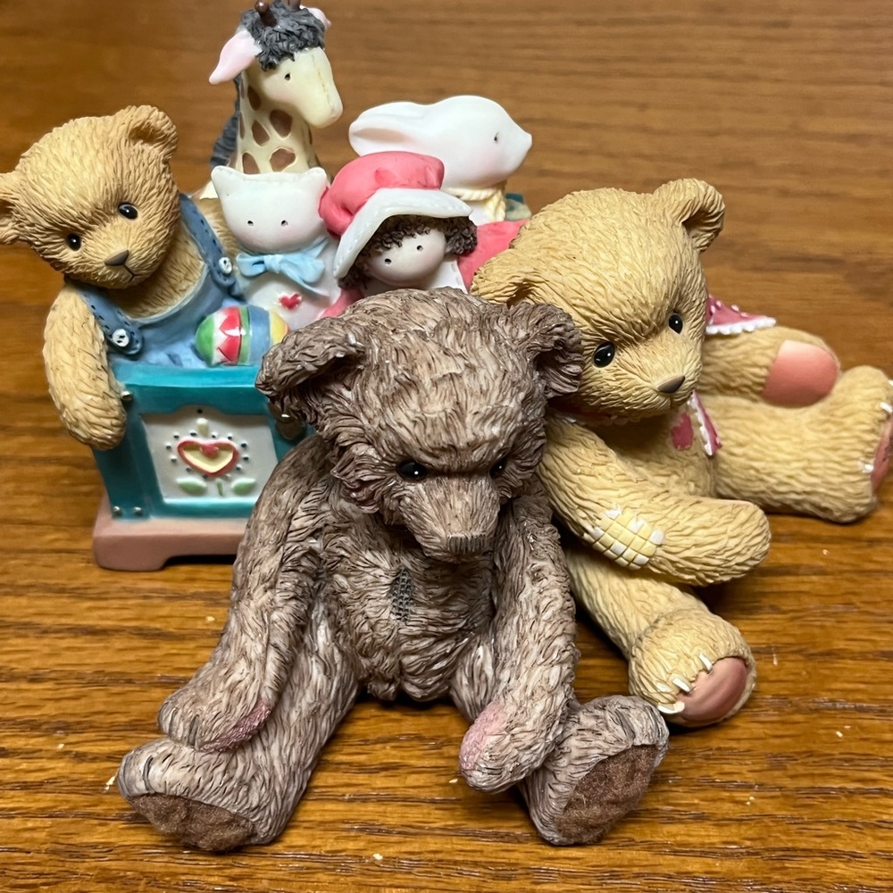 Cherished Teddies Figurine - Heather and Friends